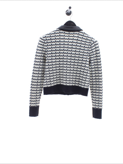 98a72a03df5f0044bb23dd07f19dac98