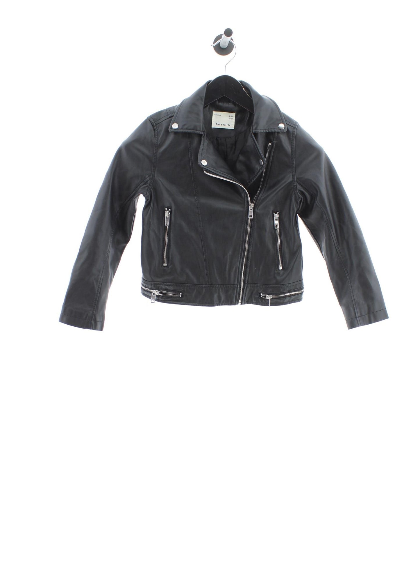 4cc8067290b72a847f2e66f95d735d09