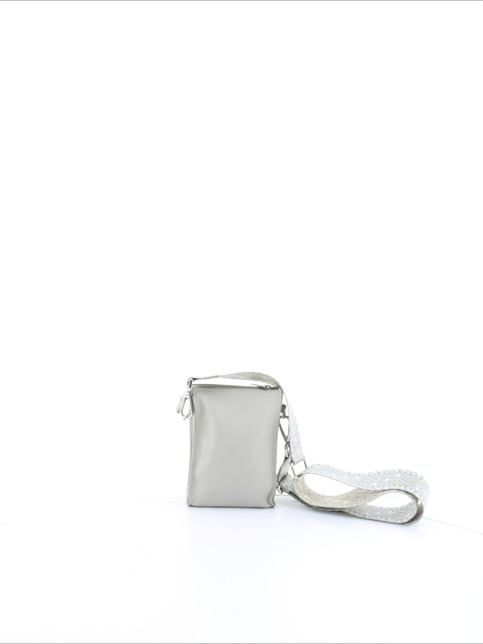 0df7ffce92ea183a4ce9d2fb5ced2c51