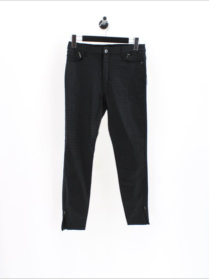 7092ef6a198f6a98b3043f9769af7ef0