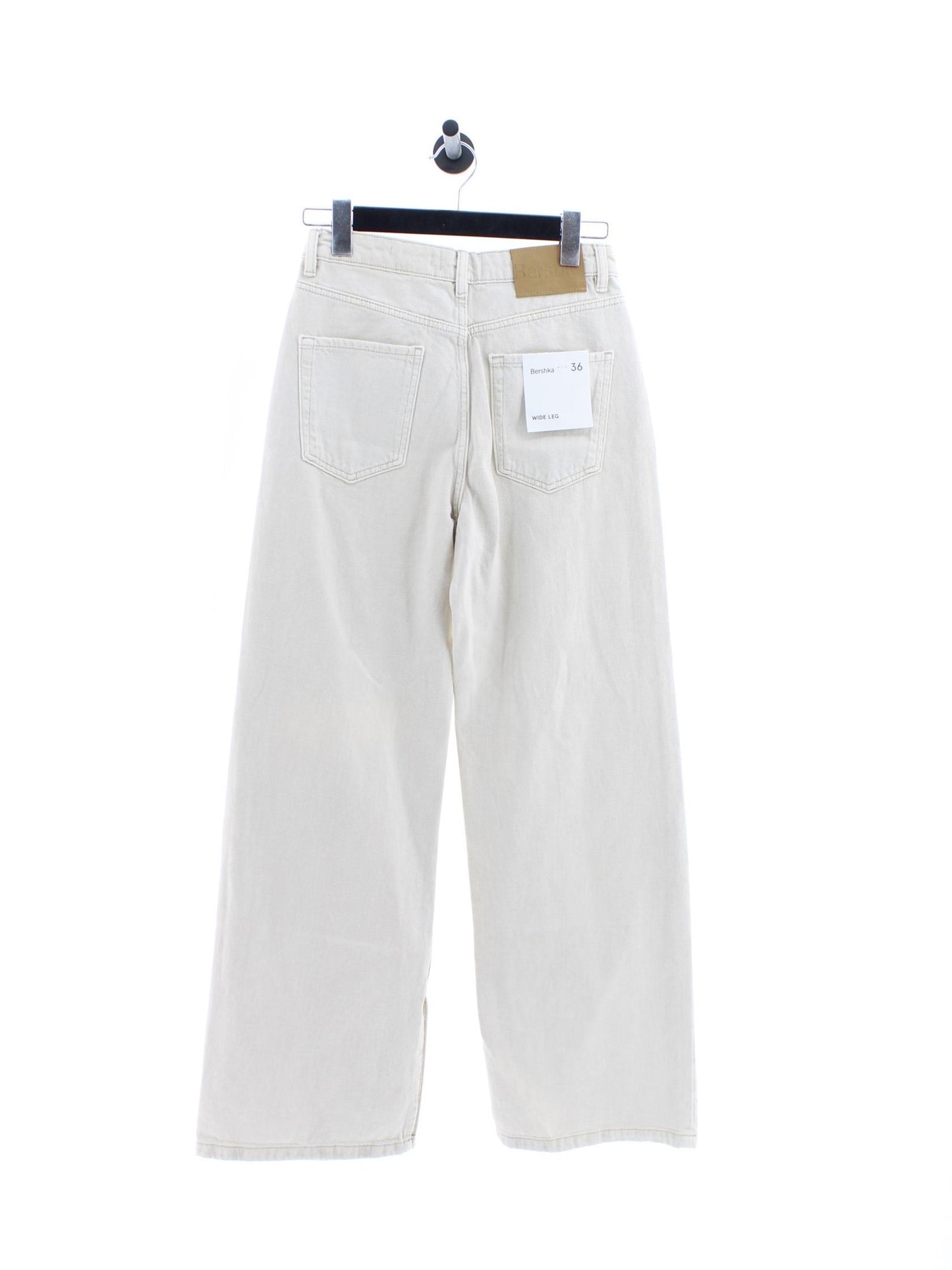 208a3110839404b01f11a2218774d948