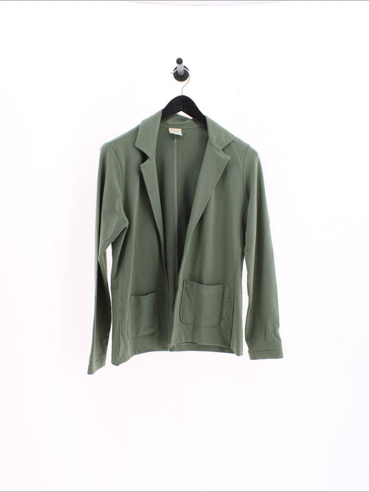 546d1572a04166a17d7daedf5acb3215