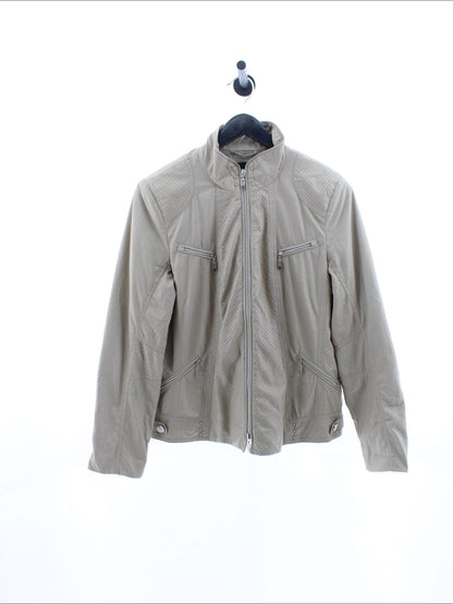 bf5573e0ba4e3f0fd4f534ea583eb090