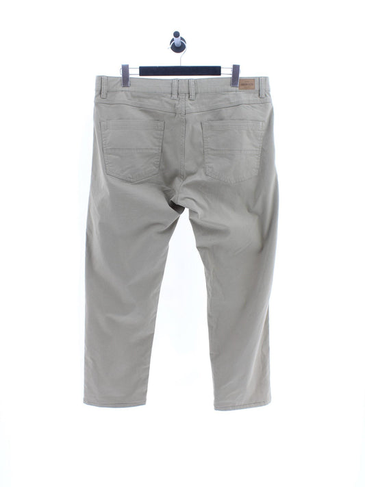 76f60613710757c4982b28a8a7a806e1