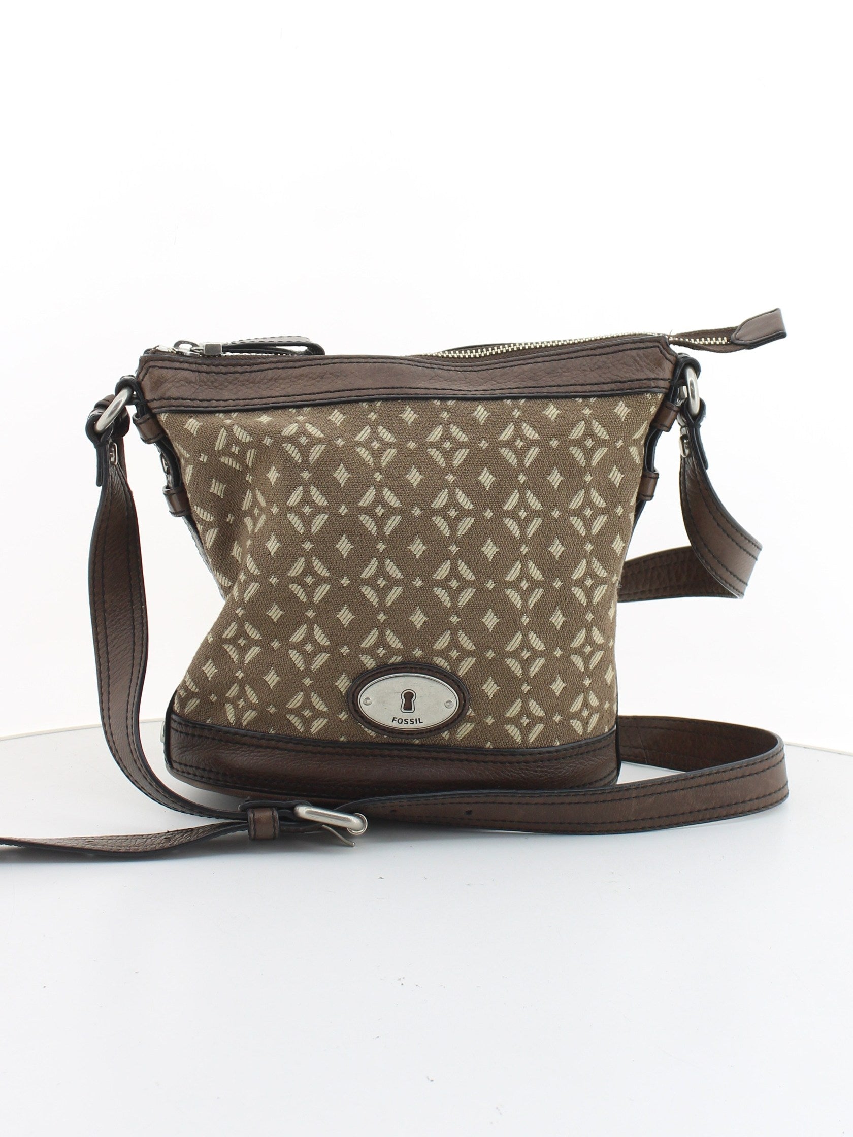 54abc8be57a4cd6069fc33bcfbad7c3c