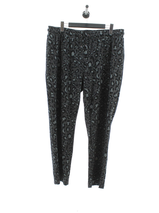 7e5e96c37fa5db95ccdddea6652e9bf1