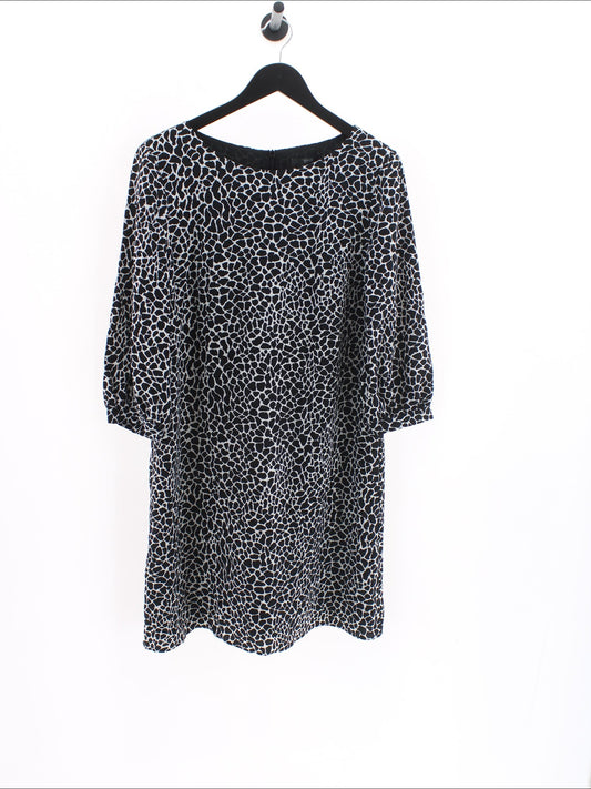 8099bace0fd7c676f64b1a94487fa172