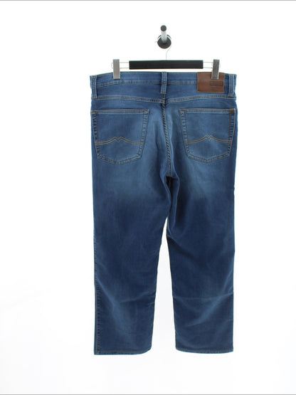 0d66704a99bda93368bd4ede5565d2cc