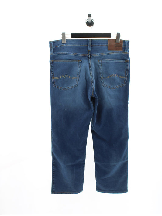 0d66704a99bda93368bd4ede5565d2cc