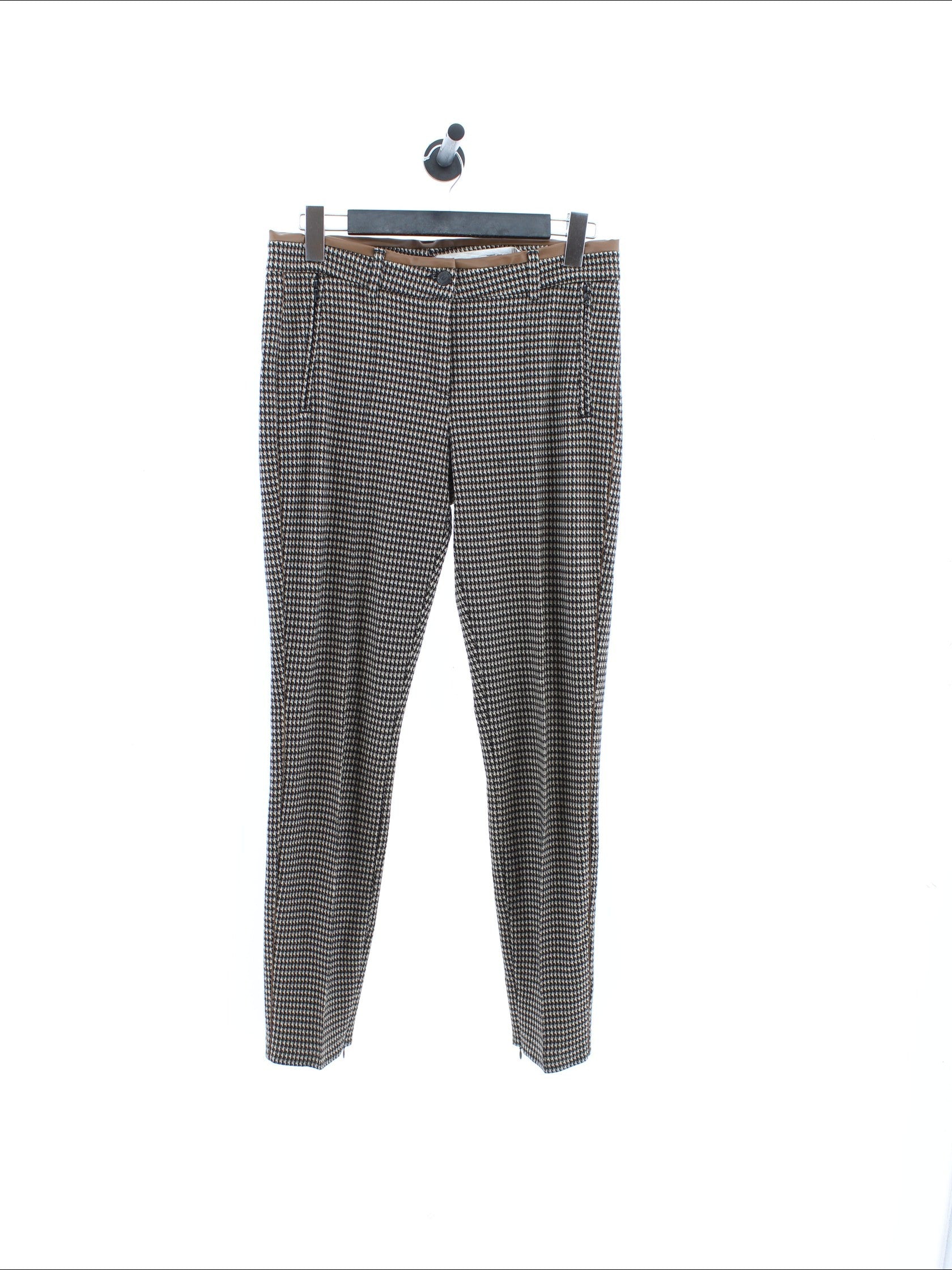 876897215427bf488b06ed9a03ae0d9d