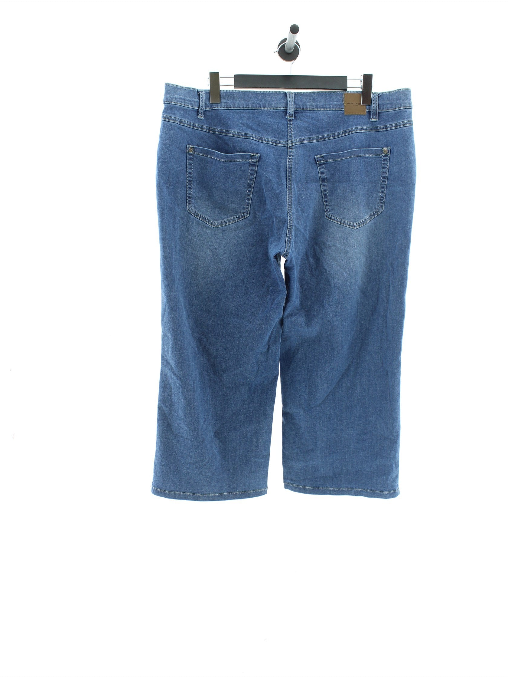 b7d1a362d90e546be102686d03392271