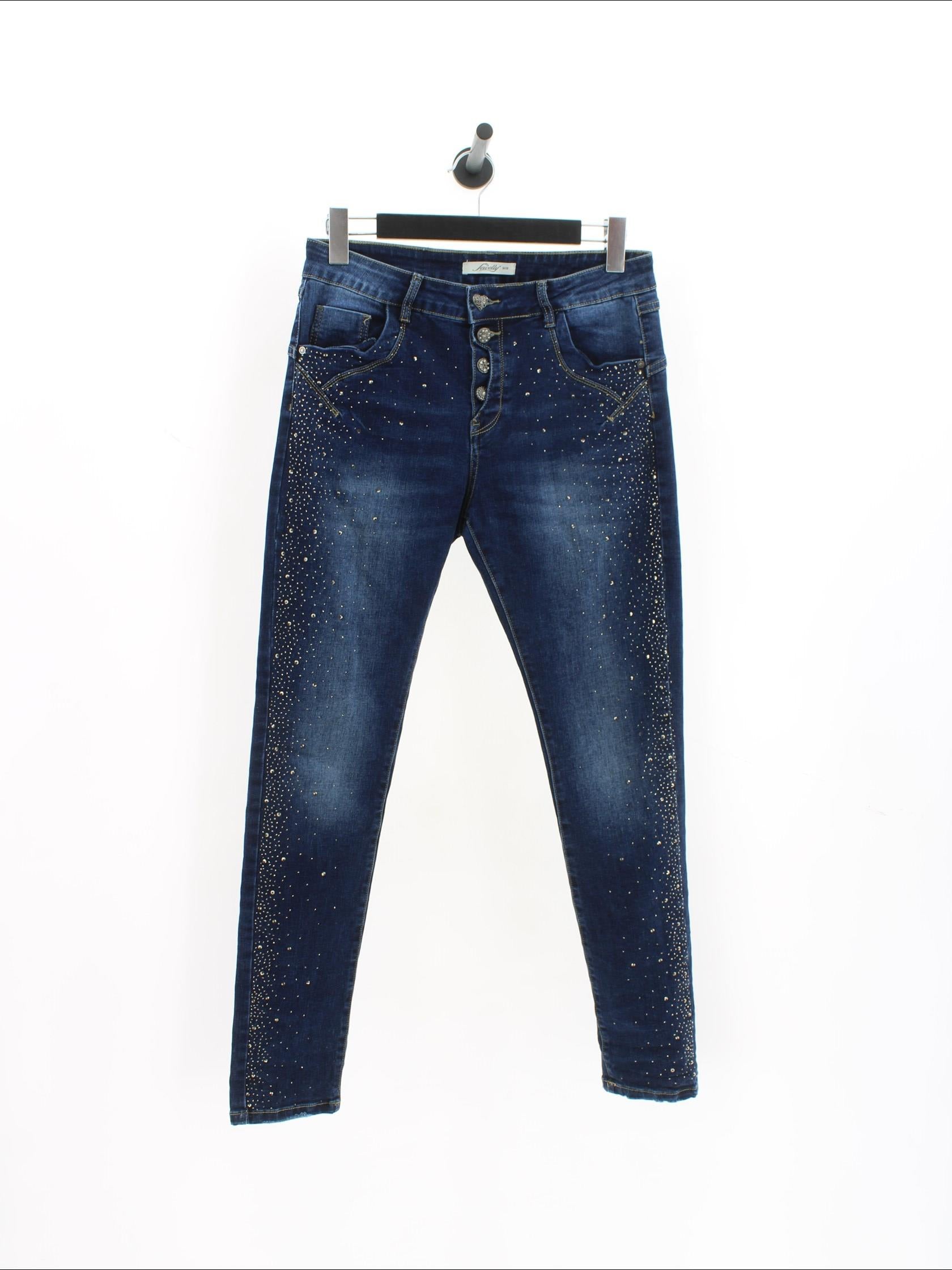 121da58a10646e24358c0acb6b3842b2