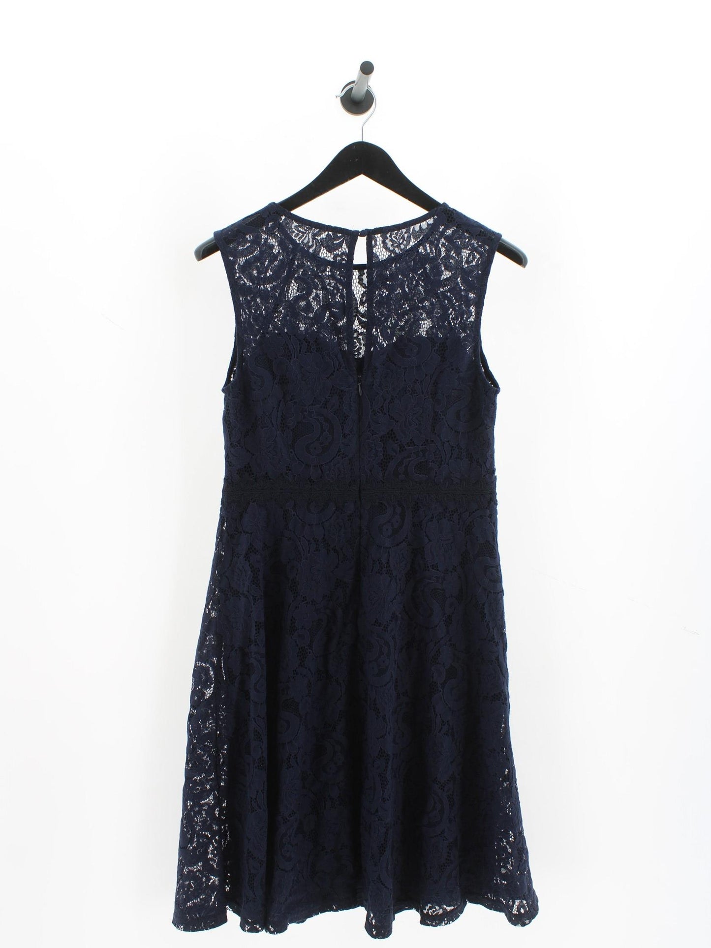 dcb08e0bf3d93c8c78532c73f6c8ad6e