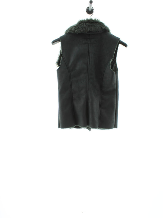 6c043cdc4a85a85bd0bc4b94232d8319