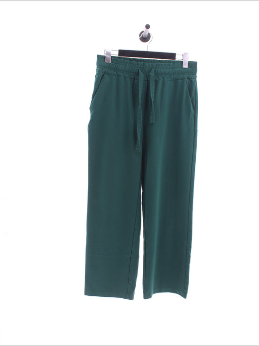 621121173bd00954b97a4661c2b7f9d0