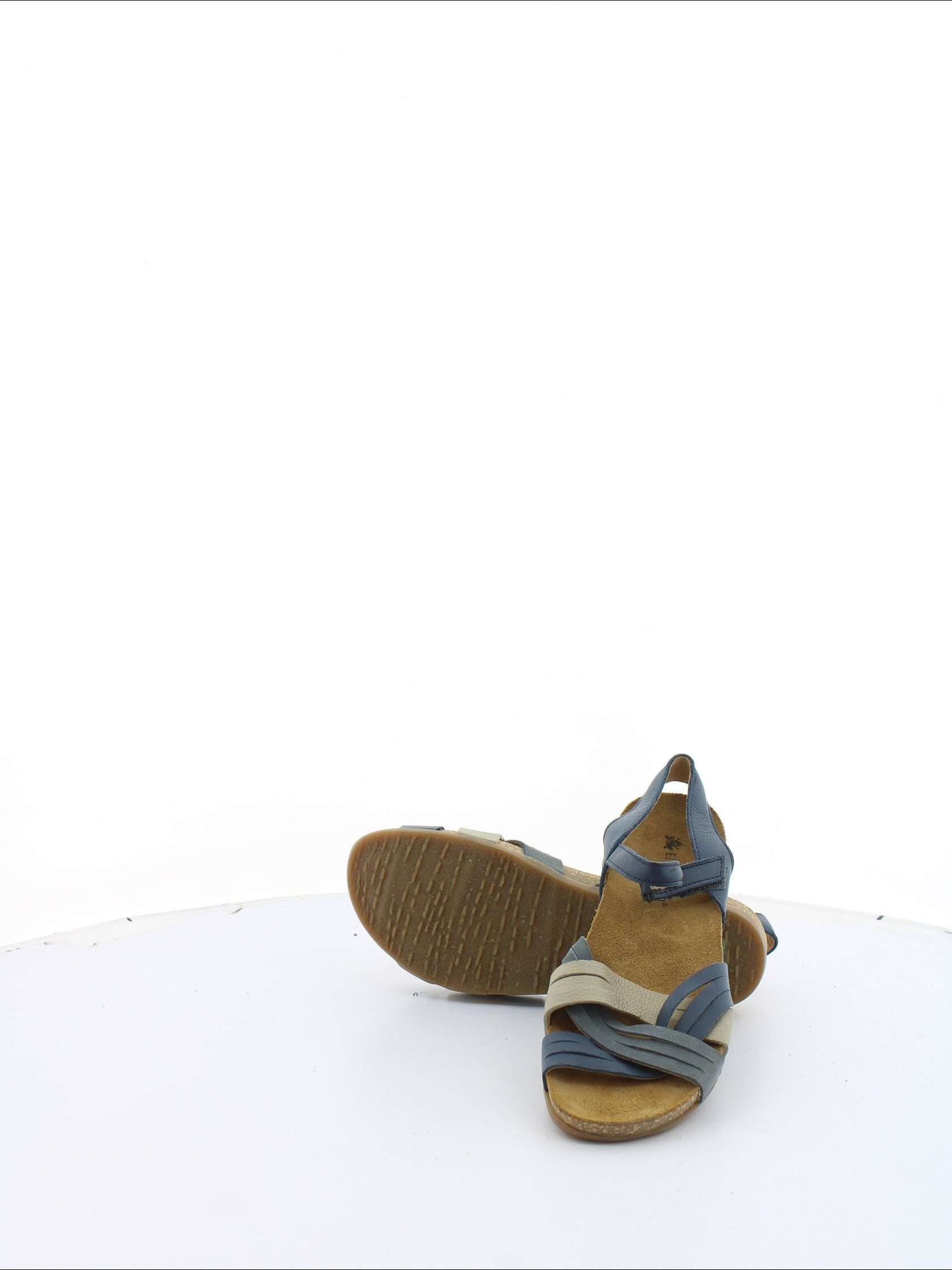 ee20fdc7b15cbfa612f76416d836ad91