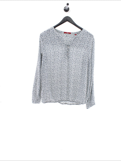 4f313674d105a3d74b6836b890baf8eb