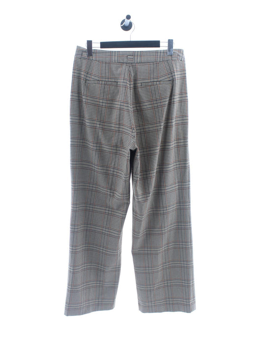 d87fcfb87a575d59d9c950a3aaf3f923