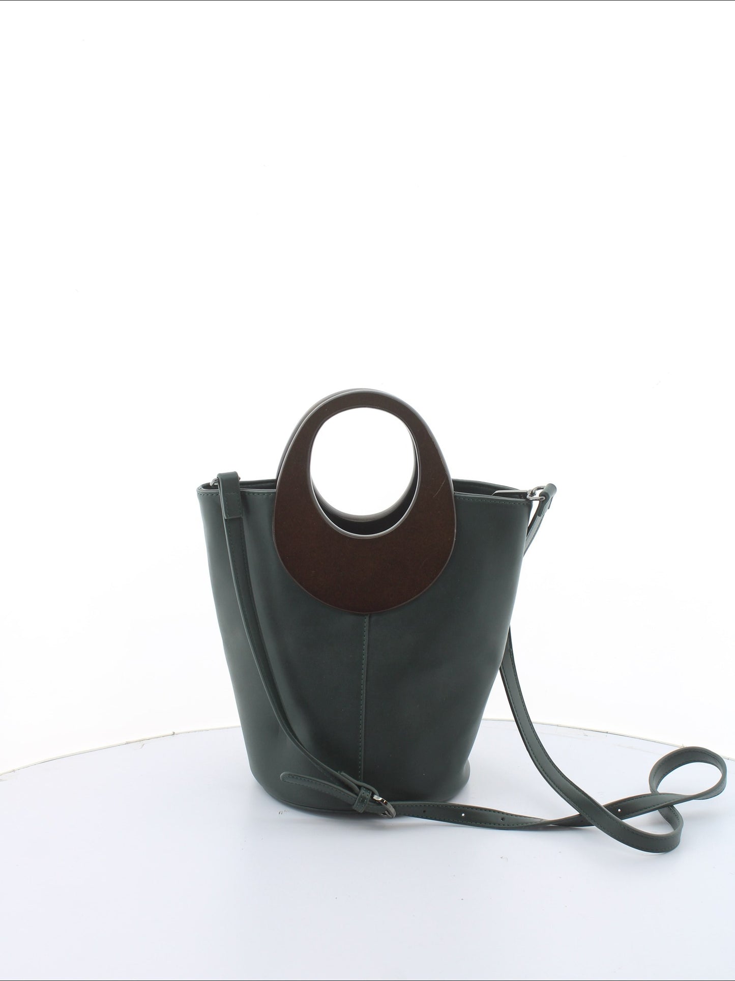 266737c3d4f640e15c7da60436027c7f