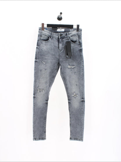 80cb81db7e050562be46c5de680725fd
