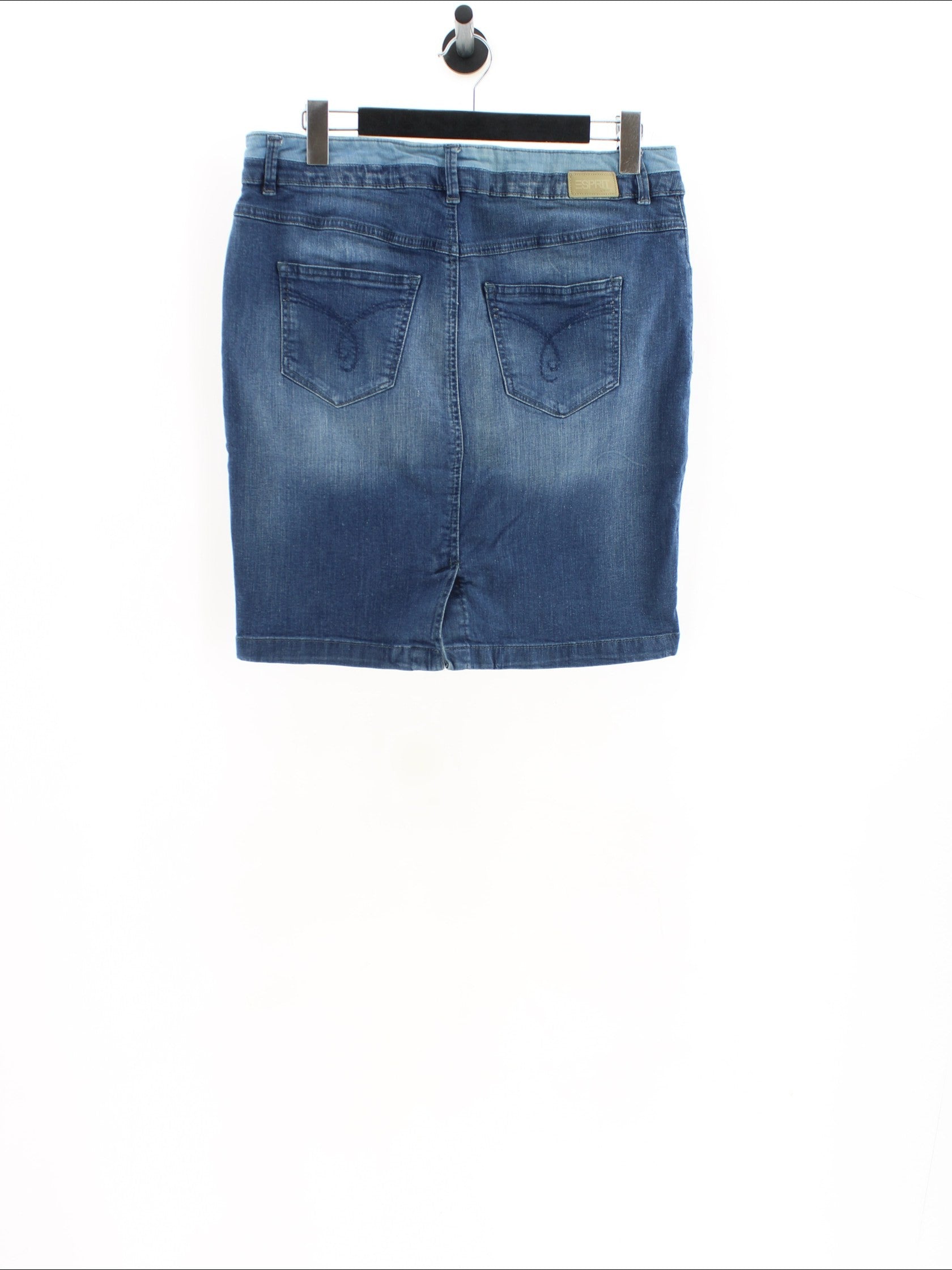 ec9f9938db0afc3975987f2911df9506