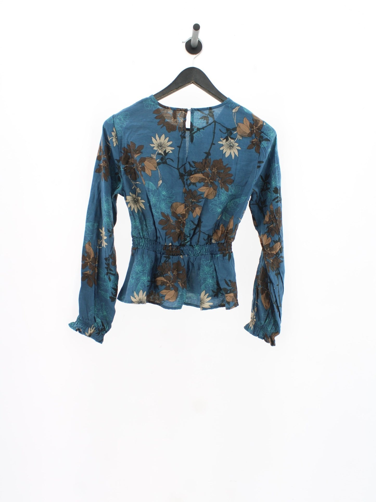 810653748be82f35e0483bb8811b4de3