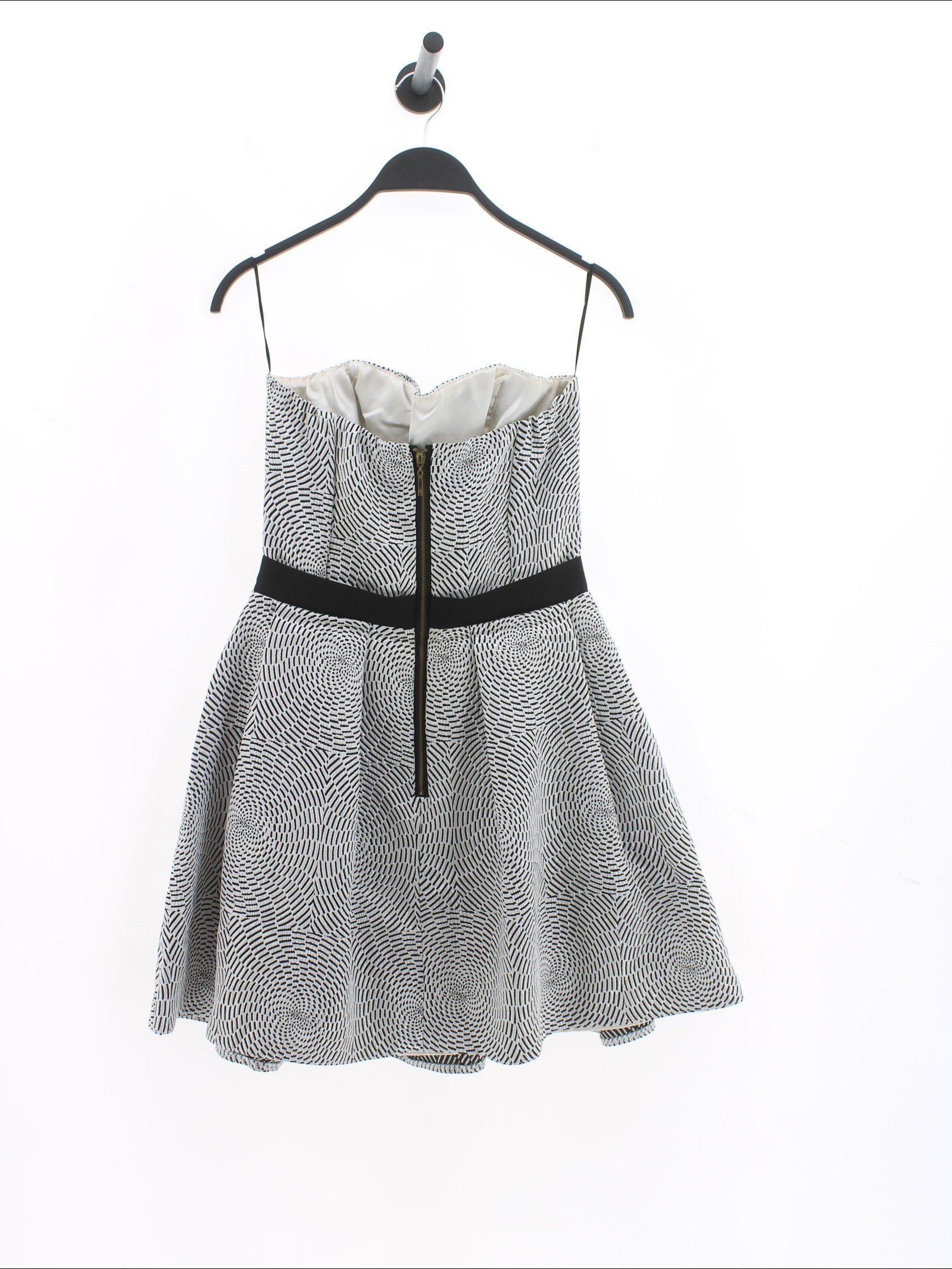 9752a96e7680b4a953a72734f07ff8fe