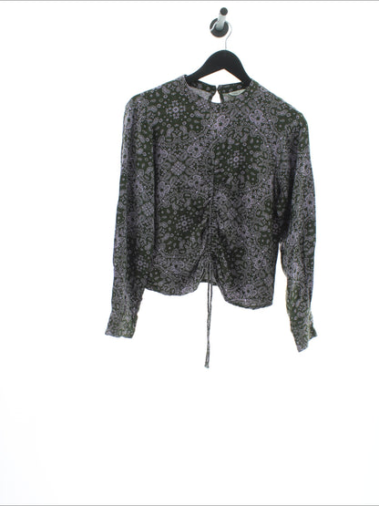 91b25c8f504bc50470c79c3a9f933703