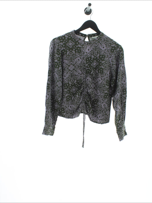 91b25c8f504bc50470c79c3a9f933703