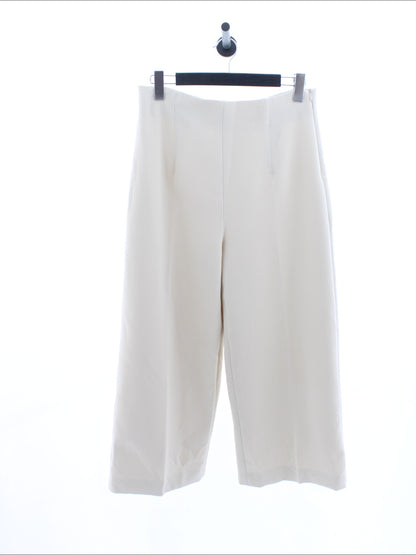 d1fbe6fb90a15736bd1ed9b3e3ab18e9