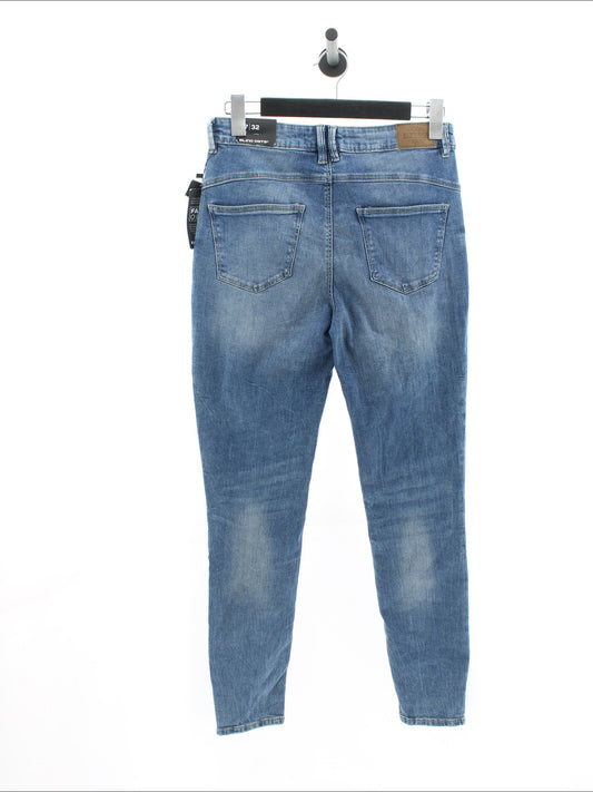 a19ae2e1c1a34fc5281a4ae729210ffe