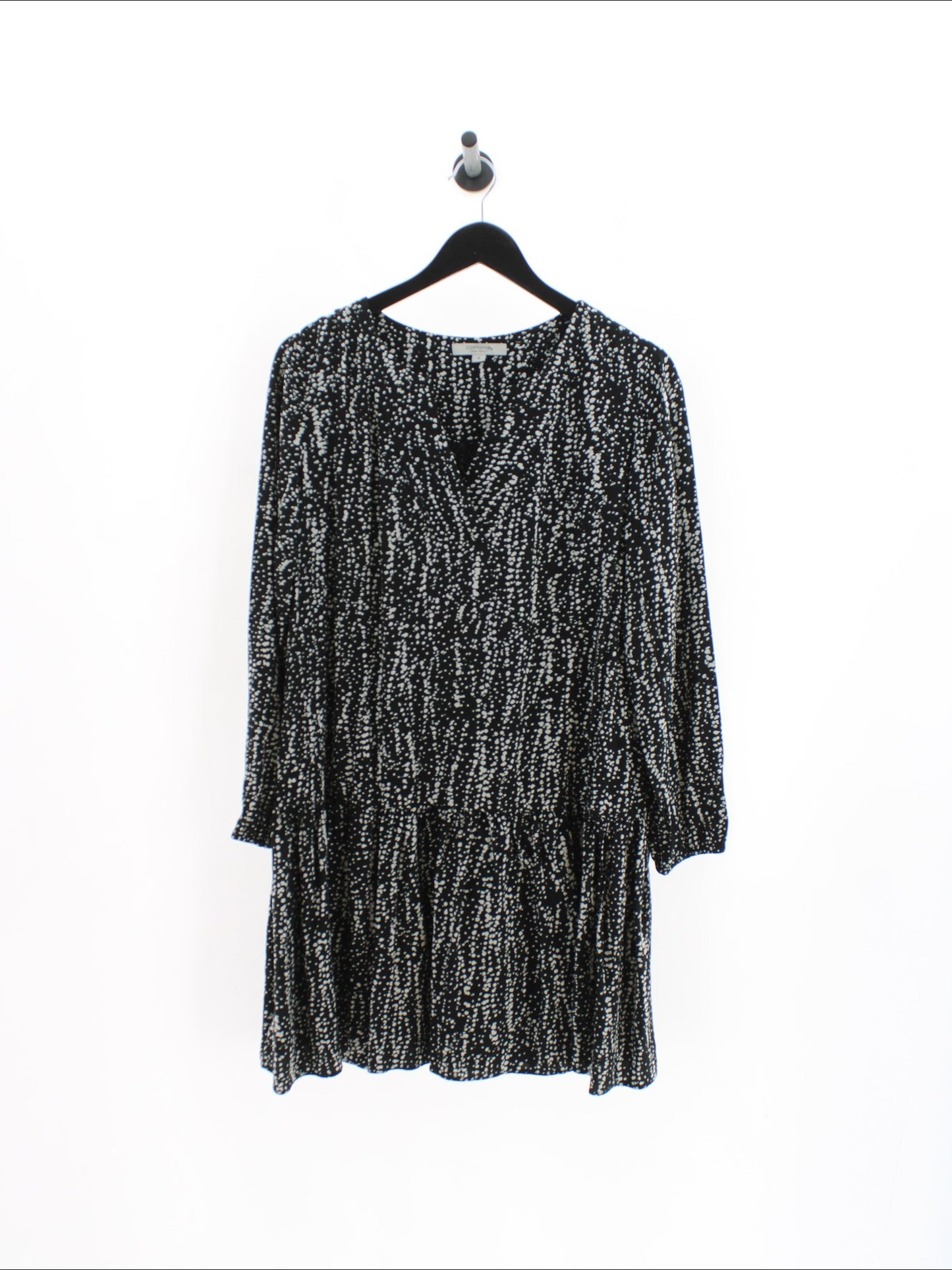 8b48d96555043a474e42b78a604e3027