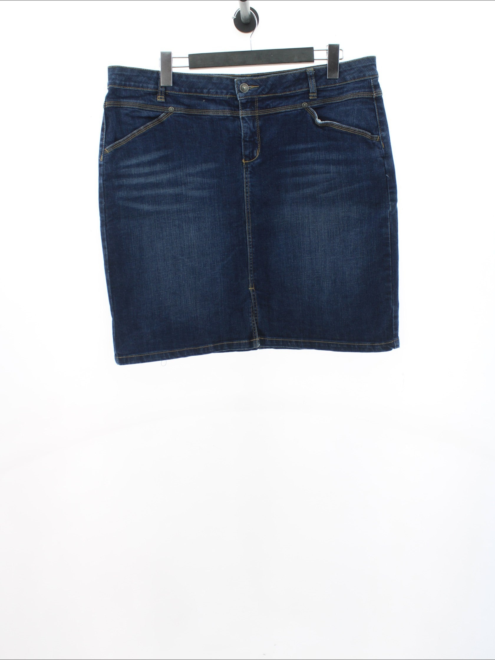 bdd57880022b501644a2975e643a0f72