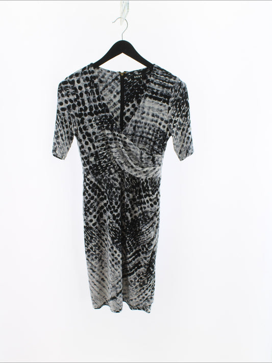 Sukienka DKNY Rozmiar: 36