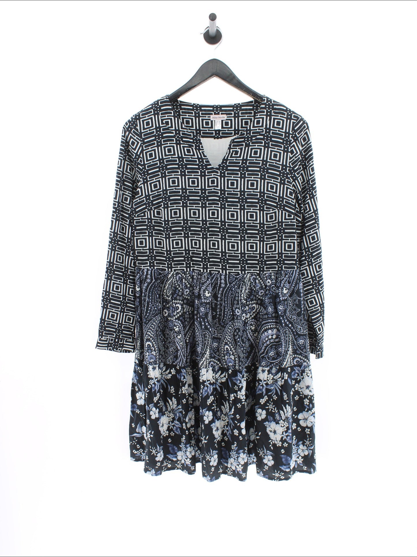 Sukienka ALBA MODA Rozmiar: 38