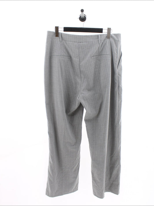 76a150667e36b4338837955e4d568f22