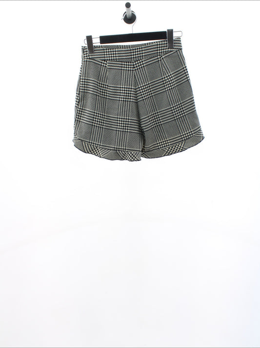 4fd54115aa796f7d3498076adcaa7e01