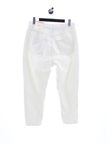 b1cfeba13028aed7226cacb3ed27a140