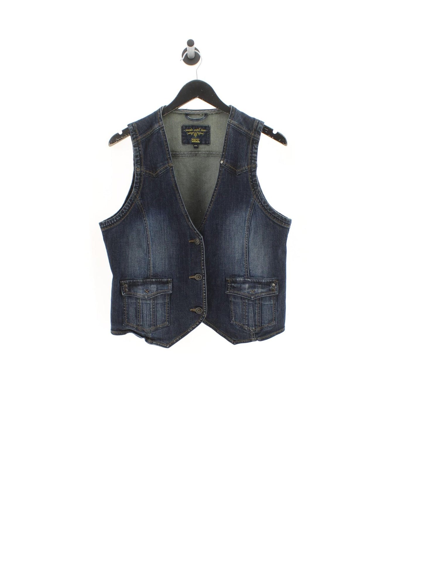 e82a1bab46664b1d2c07a1cc0528b320