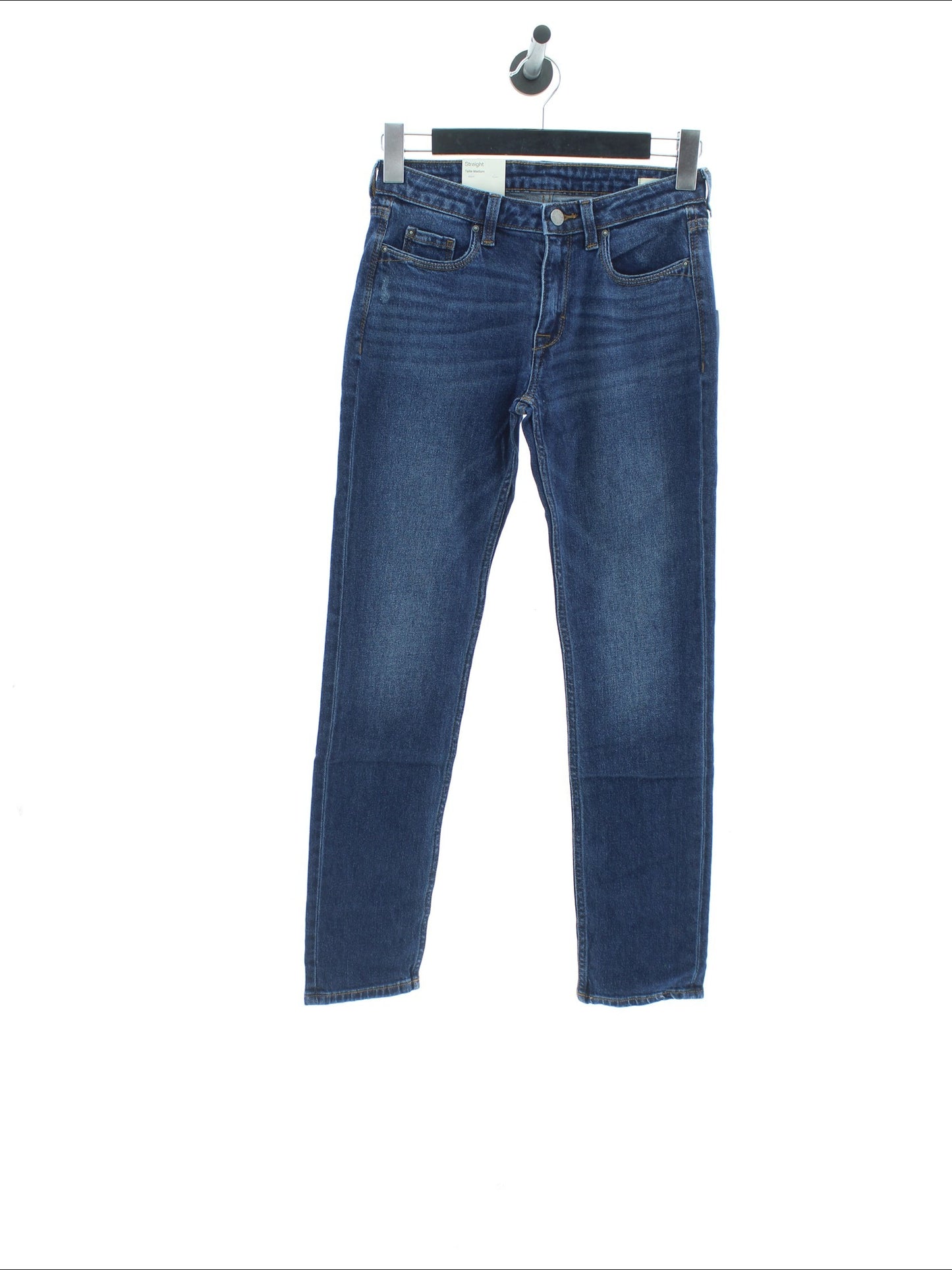 8596a63118f83a7fb02b774fd905637c