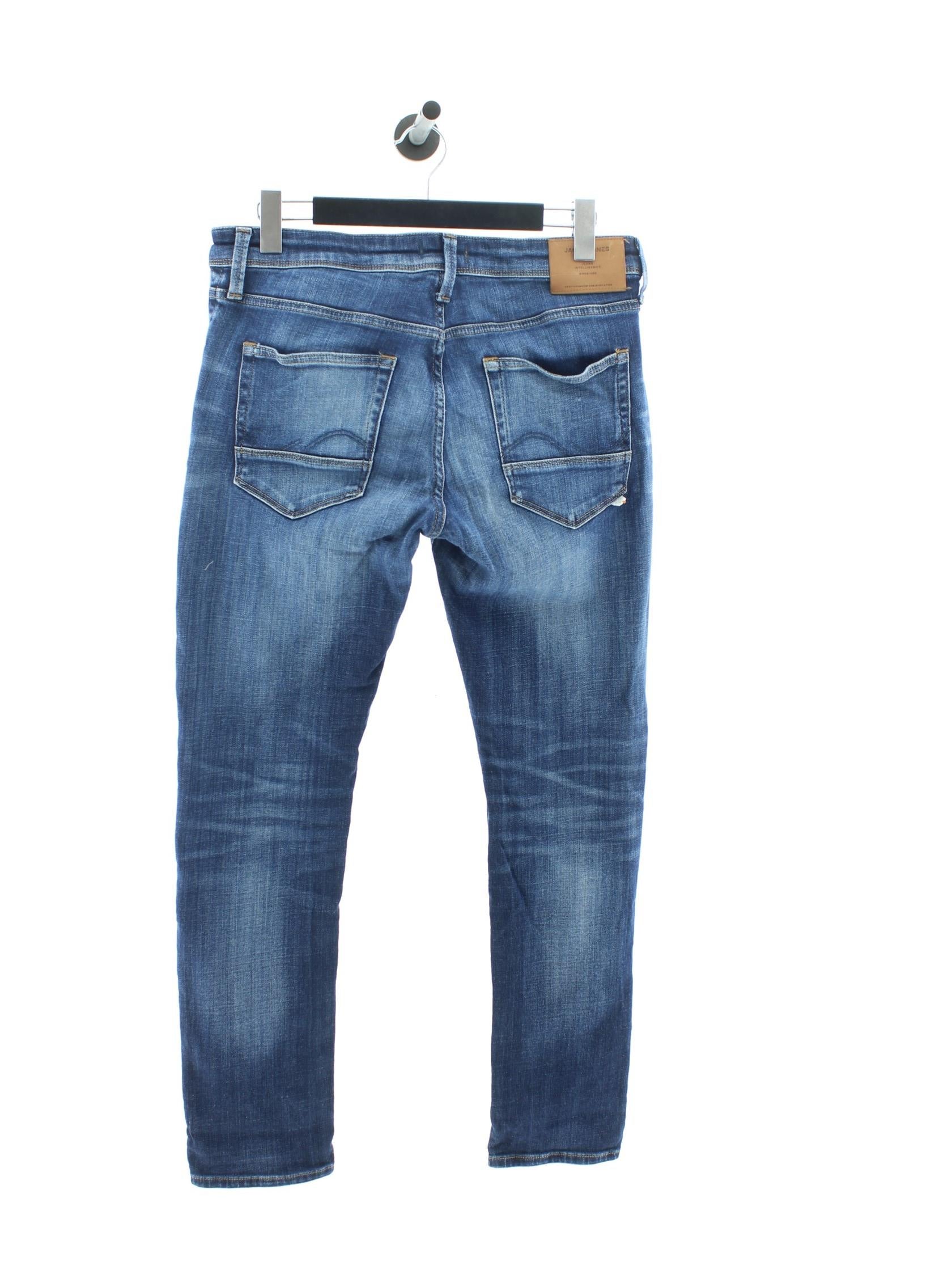 bb4af5e810279bd207a152dc97b30954