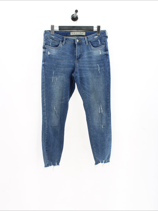 cc06e5bdce26f01daaca95ba55937ff4