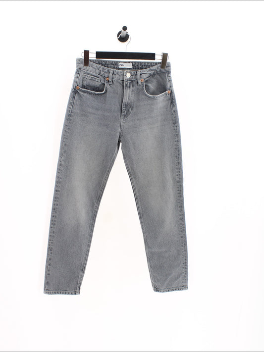 0479b7e758a741c60083a8c8eca32f23