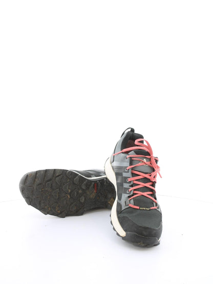 c40764ebffde6154429aa555e2a5172e