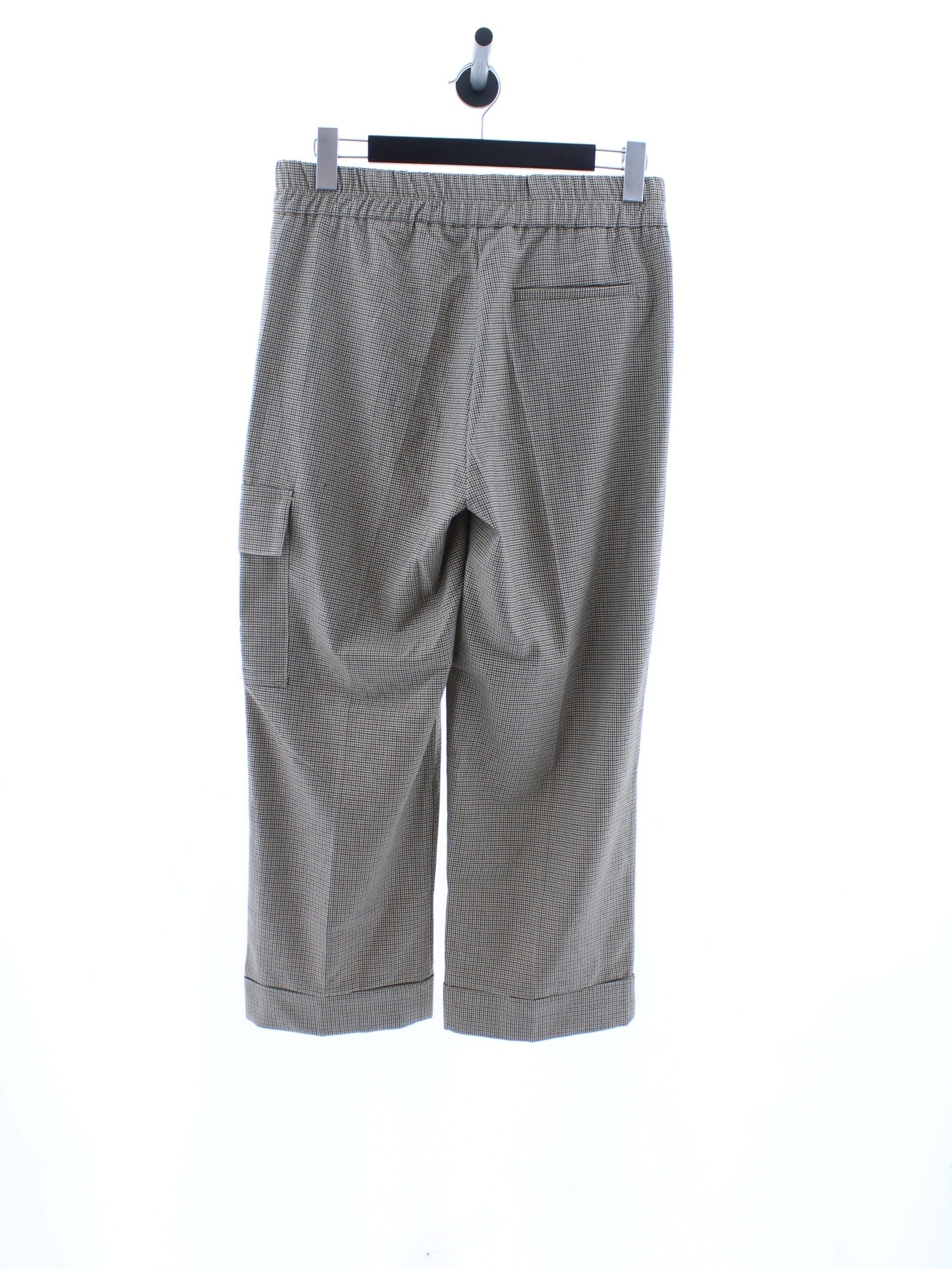 690df977ec95fa2408194c0f6c997823