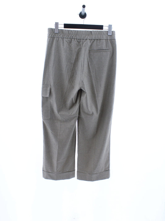 690df977ec95fa2408194c0f6c997823