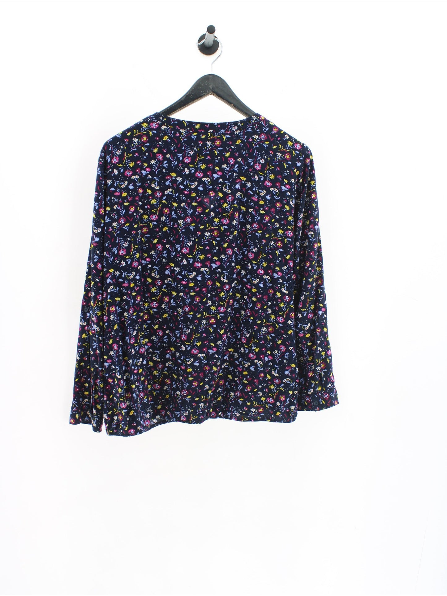 d40b08e61ea5e2af6a7024121f9dc7b4