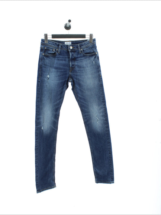 c3a48408e31c8ebff0ecaa62689845fb