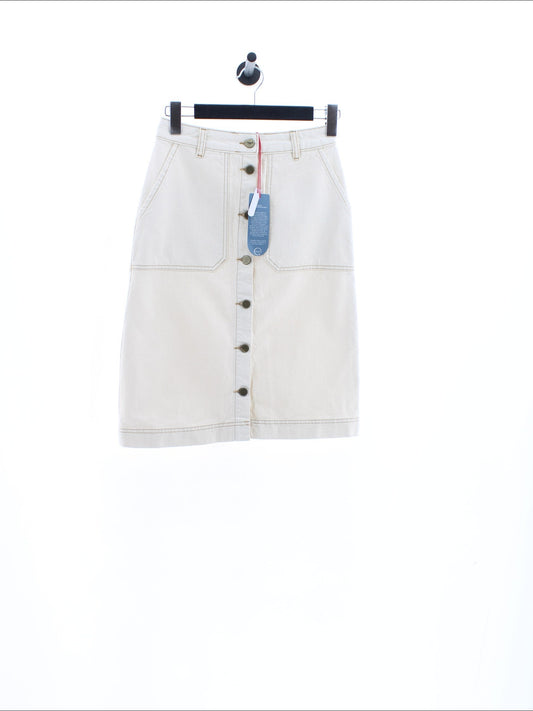 39b2fee52ea9fd1c2e9a015ce45b8b26