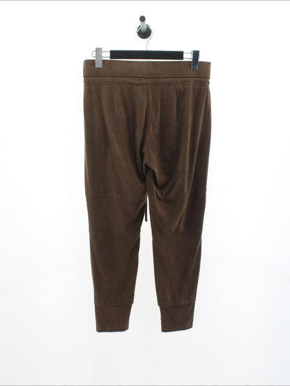 4f45dd6d492908304a31ffa19b491a18